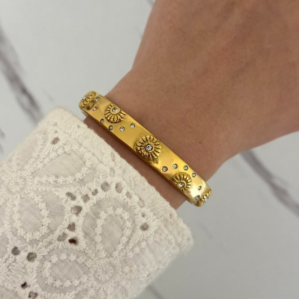 Sku:0369 vintage vibe gold bracelet With sun flowers‎ stars zircon stones